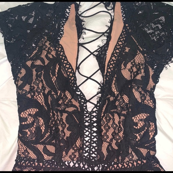 Tobi Ace of Lace Up Back Romper - Picture 5 of 7